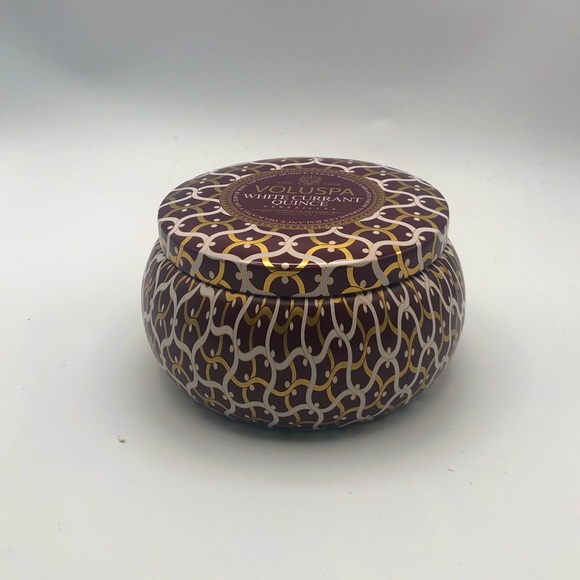 ** MAISON ROUGE** VOLUSPA 2-WICK SCENTED CANDLE - WHITE CURRANT QUINCE - Picture 4 of 6